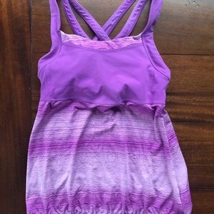 Athleta Miles Sport Top w/built in bra XS